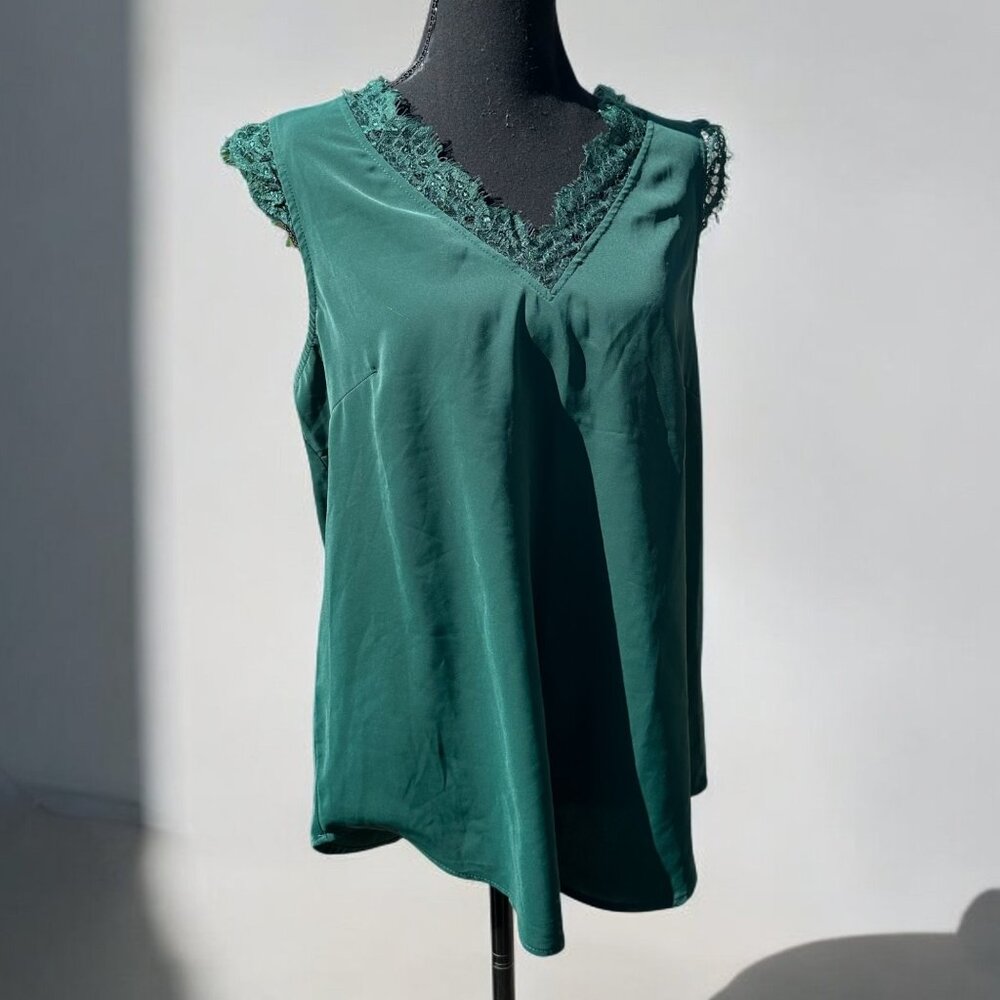 Emerald Green Lace Trim Sleeveless Blouse